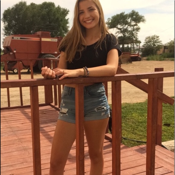 Meet your Posher, Paris - Picture 4 of 4